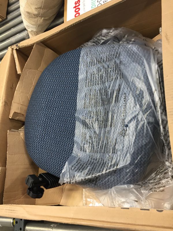 Photo 1 of Deluxe Posture Chair - Boss Office Products
