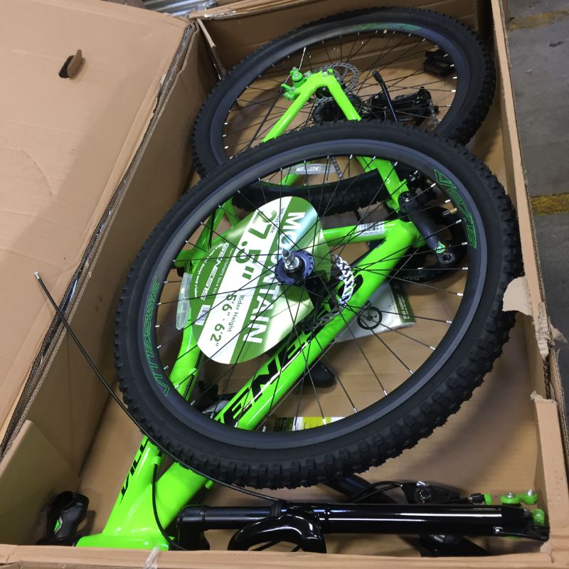 Photo 1 of Genesis 27.5" Villotti Men's Bike, Green

