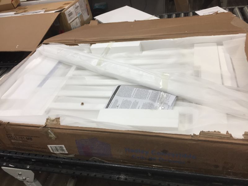 Photo 1 of Graco Hadley 4-in-1 Convertible Crib with Drawer - White