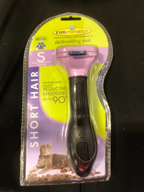 Photo 2 of FURMINTAOR DESHEDDING TOOL SHORT HAIR