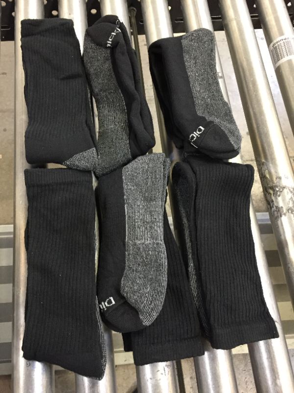 Photo 1 of Dickies Men's Dri-tech Moisture Control Crew Socks- 6 PK
**OPEN PACKAGE**