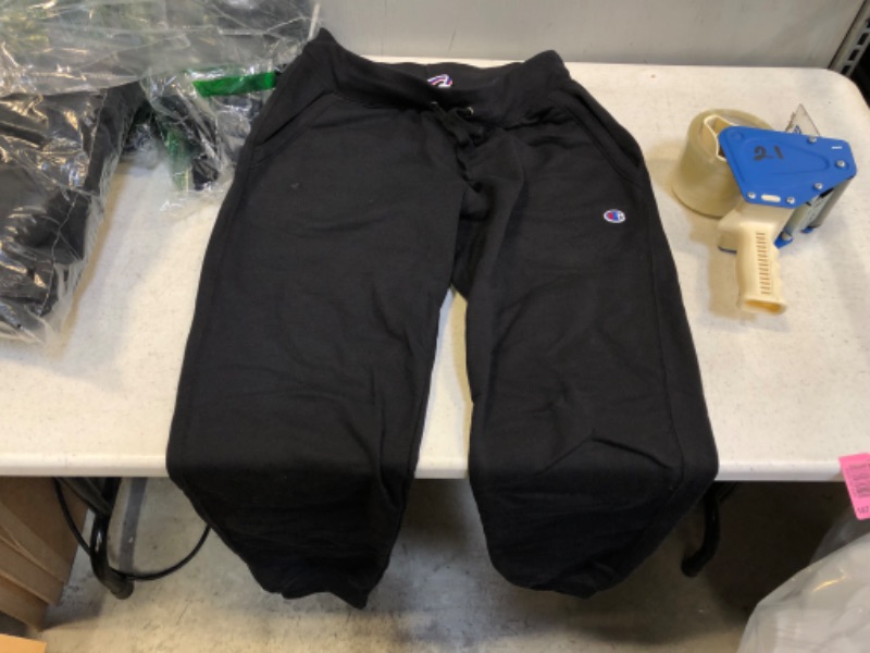 Photo 1 of Champion Men's Black Sweatpants (M)