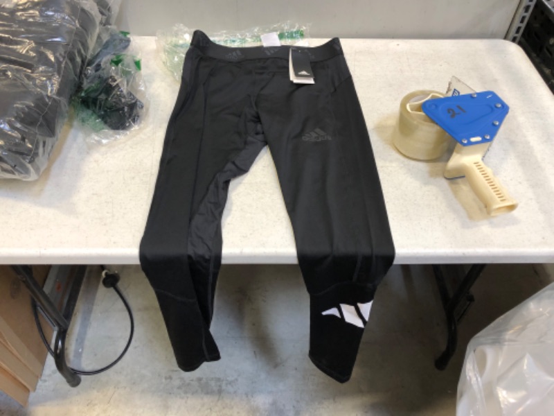 Photo 1 of Adidas Men's Tights (L)