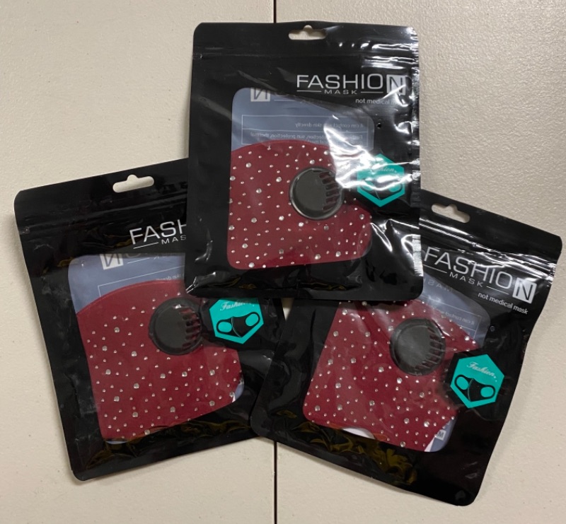 Photo 1 of Fashion masks - 3 pack