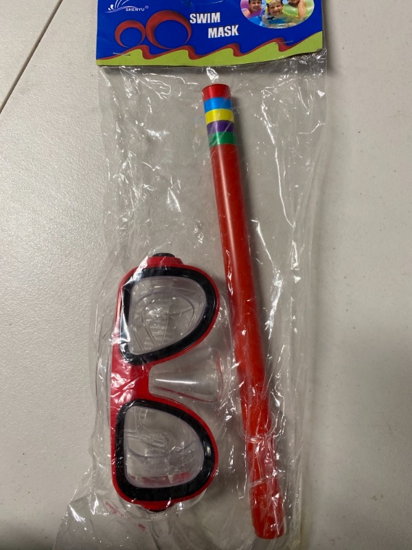 Photo 1 of She you kids snorkel and mask set 