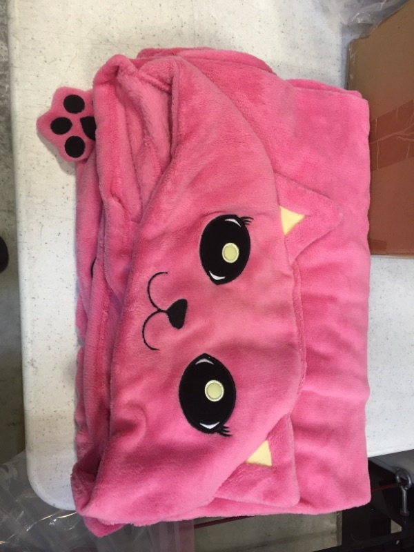 Photo 1 of 2 kids cat hoodie blankets