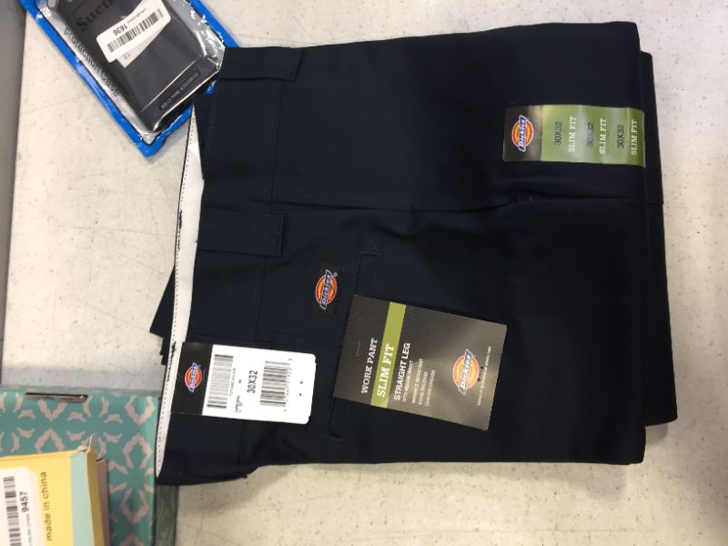 Photo 1 of 30x32 dickies pants 