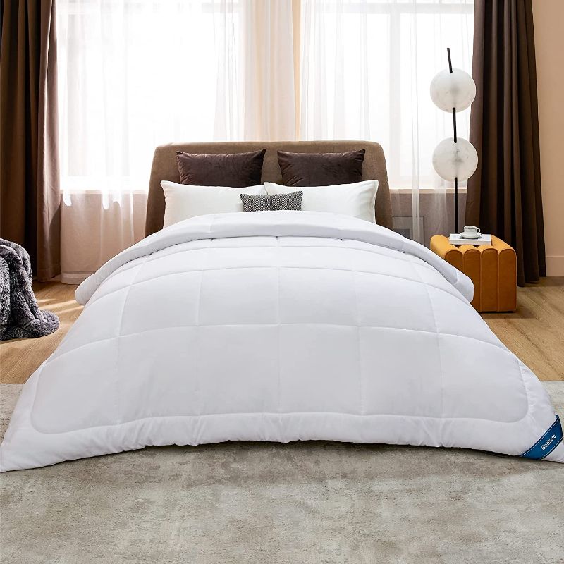 Photo 1 of Bedsure Comforter Full Size Duvet Insert - Down Alternative White Full Size Comforter, Quilted All Season Full Comforter with Corner Tabs
