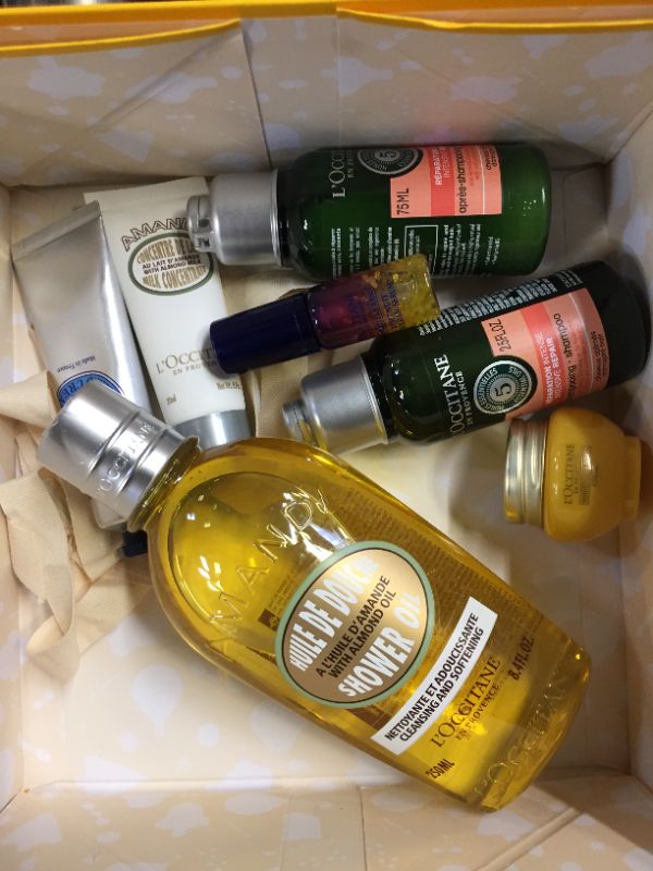 Photo 1 of L'occitane Head-to-toe Beauty Favorites Kit Skincare: SHAMPOO CONDITIONER CREAM ETC7 PIECES TOTAL 
