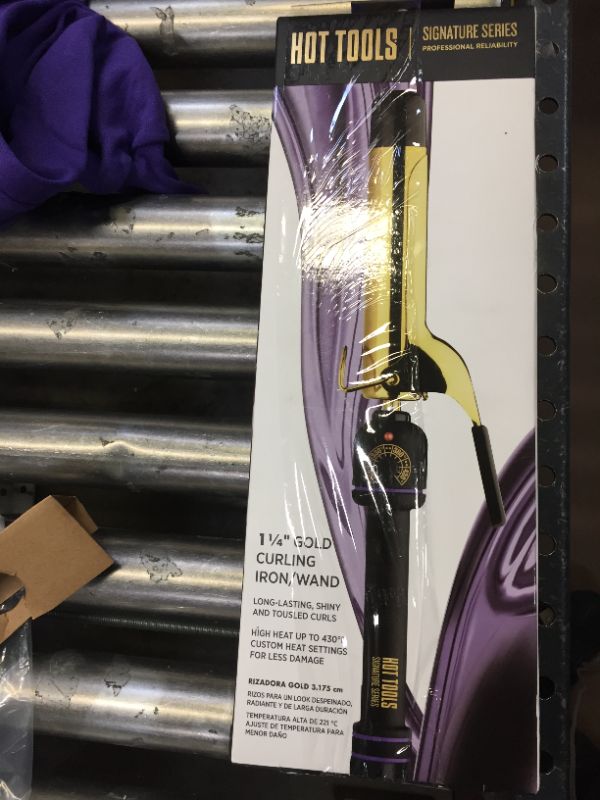 Photo 1 of 1 & 1/4" SIGNATURE STYLES CURLING IRON WAND 