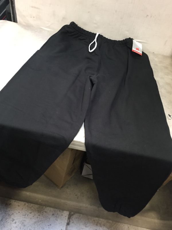 Photo 2 of hanes sweatpants size M/L