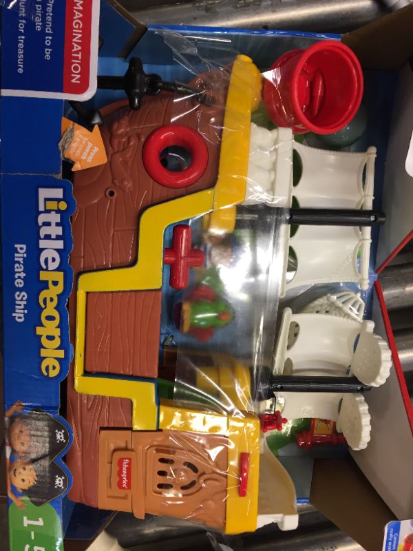 Photo 3 of Fisher-Price Little People Pirate Ship playset with music, sounds and action for toddlers and preschool kids ages 1-5 years
