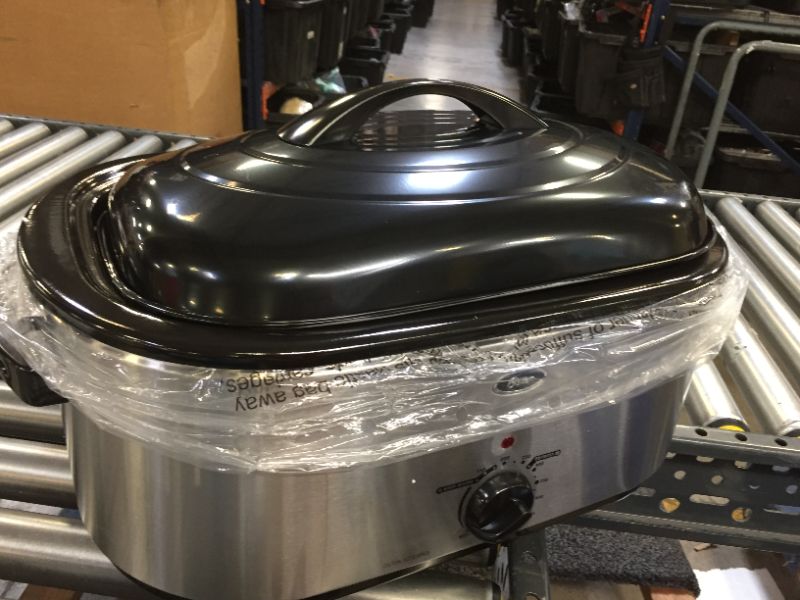 Photo 5 of 22 qt. Roaster Oven with Self-Basting Lid in Stainless Steel