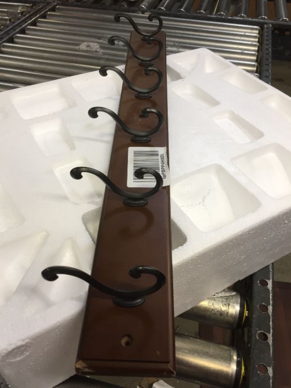 Photo 1 of 165541 Coat Rack