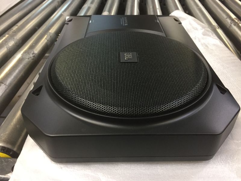 Photo 2 of JBL BassPro SL 8-inch 125W RMS Powered Under-Seat Compact Subwoofer Enclosure System (250 watts RMS: 125 watts)
