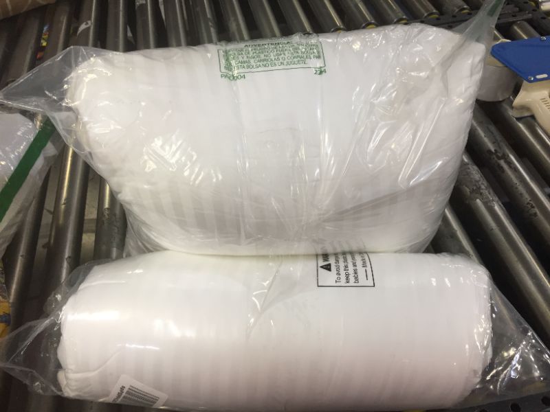 Photo 2 of amazon basic pillows --color white 