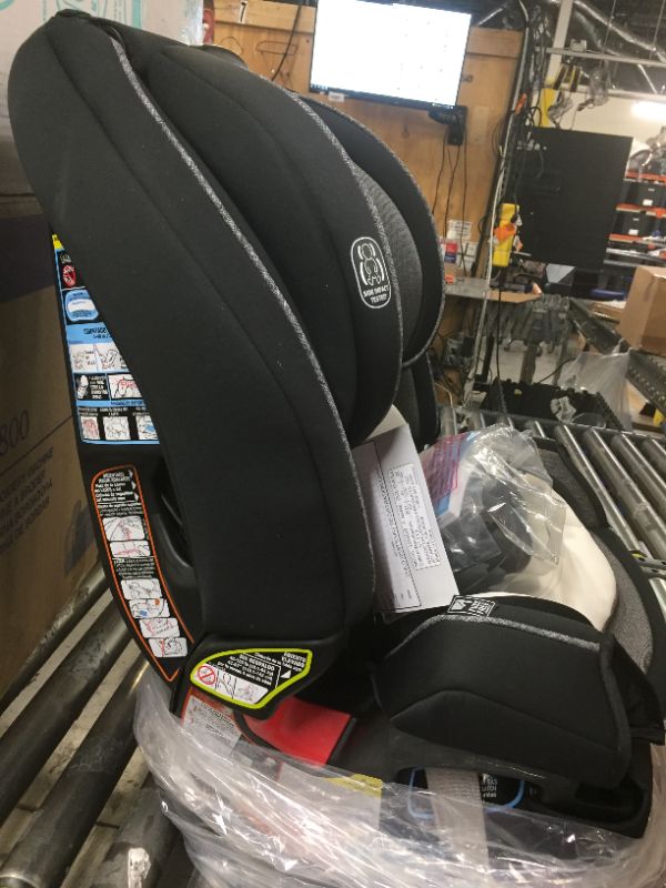 Photo 2 of Graco 4Ever DLX 4-in-1 Convertible Car Seat, Fairmont

