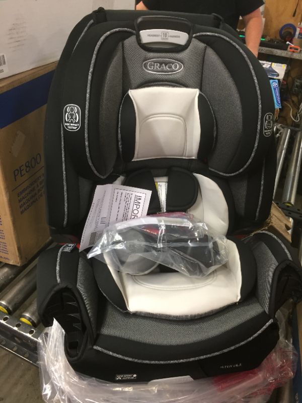 Photo 4 of Graco 4Ever DLX 4-in-1 Convertible Car Seat, Fairmont
