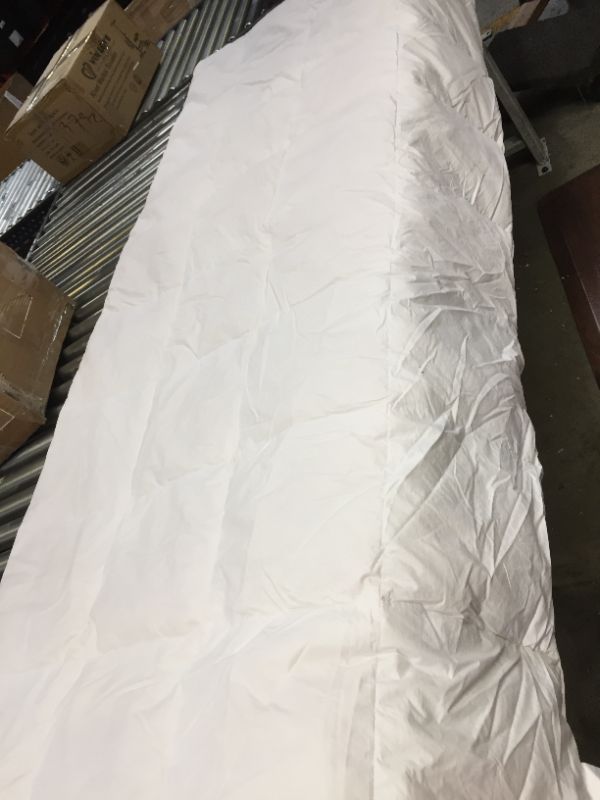 Photo 2 of 88 x 88in White Comforter Generic Brand