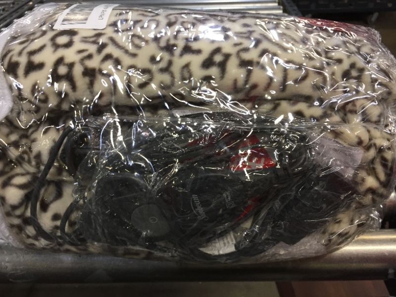 Photo 3 of Sunbeam Fleece Heated Throw, Cheetah Sunbeam Electric Heated Fleece Throw, 60 x 50 Inches (TSF8TPR90633A0)