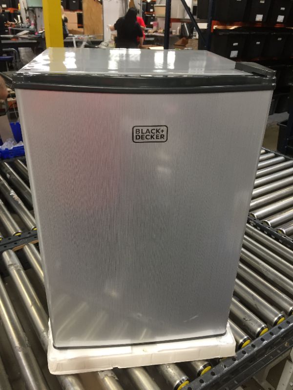 Photo 2 of BLACK+DECKER 2.5 cu. ft. Mini Fridge in Silver