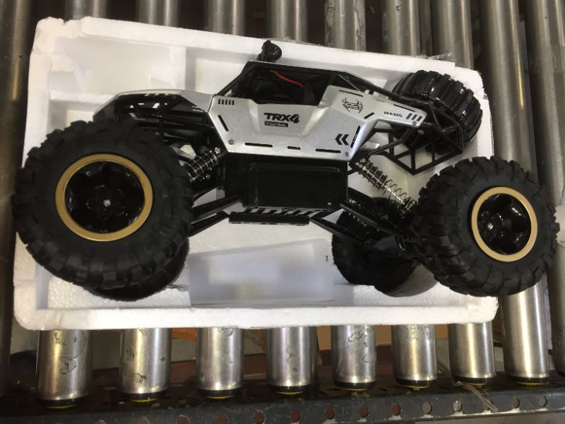 Photo 4 of 1:12 Monster Truck 2.4G RC Rock Climbing Car Off-Road Remote Control Drift Nitro 4WD