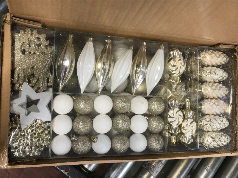 Photo 1 of 88 Piece Gold and White Generic Christmas Tree Decorations 