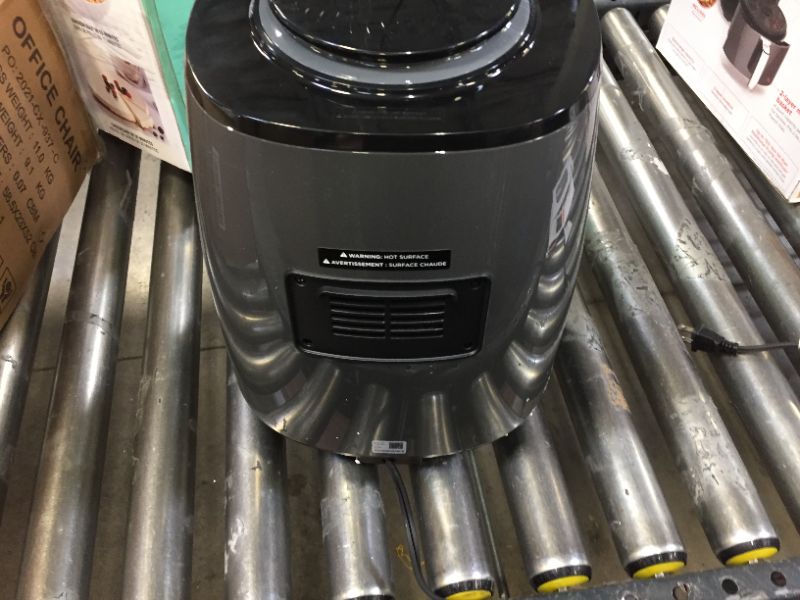 Photo 5 of Ninja 4qt Air Fryer - Black AF101
