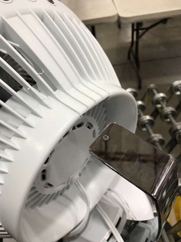 Photo 3 of Vornado 460 Small Whole Room Air Circulator Fan with 3 Speeds, 460-Small, White
AS IS USED, DAMAGED, CHROME BACK BOLT MISSING, PLEASE SEE PHOTOS 