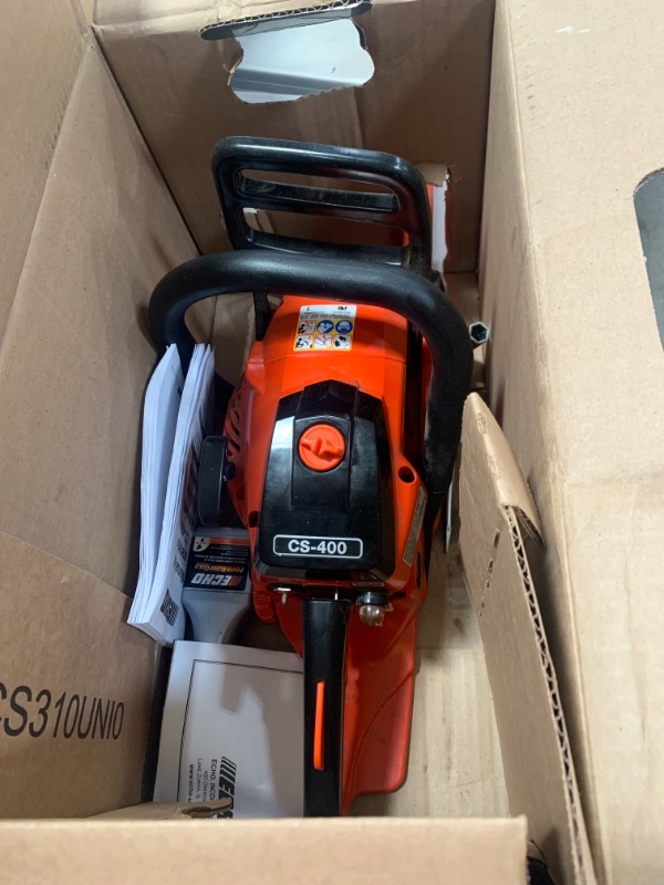 Photo 2 of 18 in. 40.2 cc Gas 2-Stroke Cycle Chainsaw
