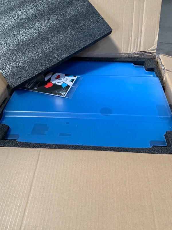 Photo 1 of Creality Ender 6 3D Printer 250 × 250 × 400mm Stable Core X-Y Structure with Acrylic Enclosure Faster Print Speed Branded Power Supply Ultra-Silent Mainrboard Carborundum Glass Bed 4.3“ Touch Screen
