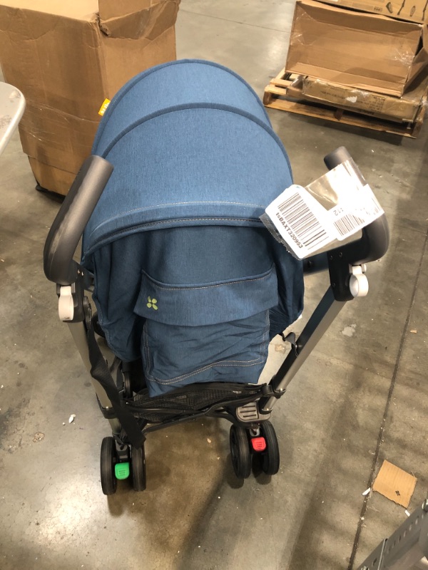 Photo 3 of 2018 UPPAbaby G-Luxe Stroller -Aidan (Denim/Silver), 13x12x45 Inch (Pack of 1)
