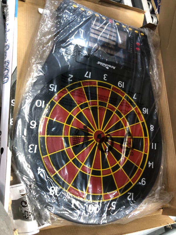 Photo 3 of Arachnid E800ARA Cricket Pro 800 Electronic Dartboard
