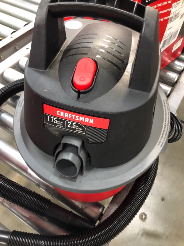 Photo 3 of Craftsman 2.5 gal. Corded Wet/Dry Vacuum 3 amps 120 volt 1.75 hp