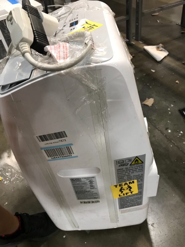 Photo 2 of parts only !! BLACK+DECKER BPT10WTB Portable Air Conditioner with Remote Control, 10,000 BTU SACC/CEC (14,000 BTU ASHRAE), Cools Up to 450 Square Feet, White
