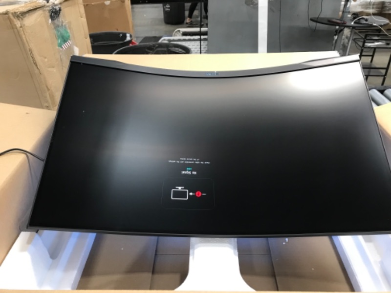 Photo 2 of SAMSUNG Odyssey G7 Series 32-Inch WQHD (2560x1440) Gaming Monitor, 240Hz, Curved, 1ms, HDMI, G-Sync, FreeSync Premium Pro (LC32G75TQSNXZA)