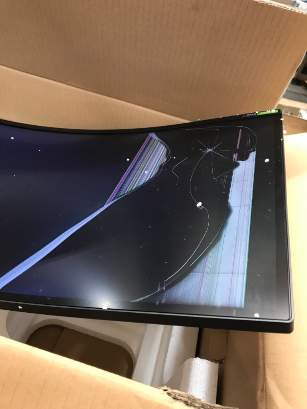Photo 3 of (damaged/scratched screen and pixels) 
SAMSUNG 49-inch Odyssey G9 Gaming Monitor | QHD, 240hz, 1000R Curved, QLED, NVIDIA G-SYNC & FreeSync | LC49G95TSSNXZA Model
