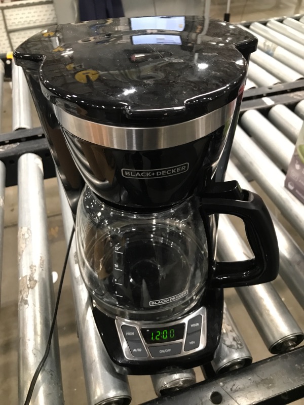 Photo 2 of Black+Decker CM1160B 12-Cup Programmable Coffee Maker, Black/Stainless Steel

//TESTED AND WORKING