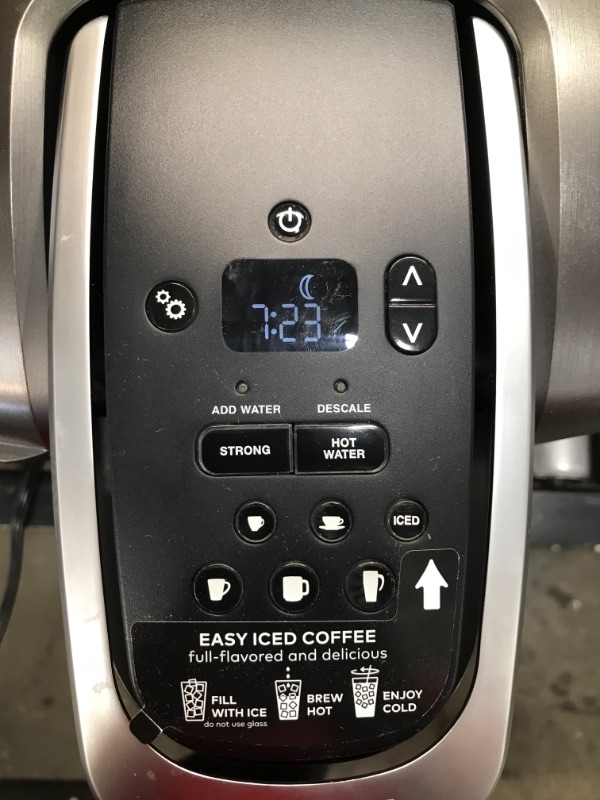 Photo 3 of Keurig K-Elite Coffee Maker, Single Serve K-Cup Pod Coffee Brewer, With Iced Coffee Capability, Brushed Slate
//MINOR COSMETIC DAMAGE, TESTED AND FUNCTIONAL
