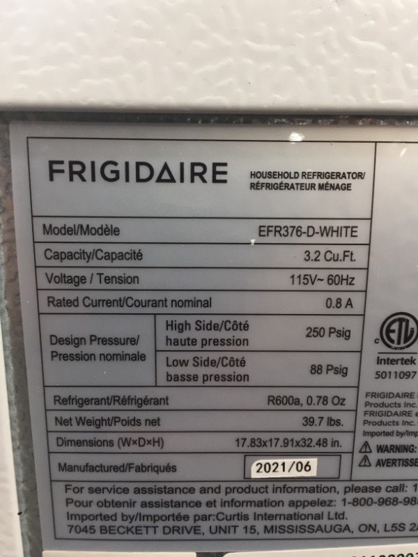 Photo 2 of Frigidaire EFR376-MOONBM Retro Bar Fridge Refrigerator with Side Bottle Opener, 3.2 cu. Ft, Moonbeam

//MINOR DAMAGE WITH SMALL DENTS 
