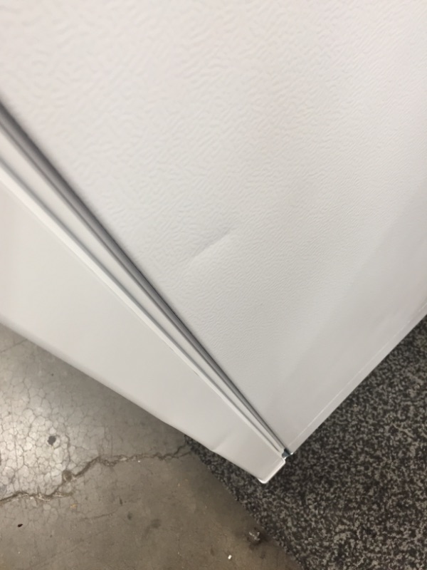 Photo 5 of Frigidaire EFR376-MOONBM Retro Bar Fridge Refrigerator with Side Bottle Opener, 3.2 cu. Ft, Moonbeam

//MINOR DAMAGE WITH SMALL DENTS 
