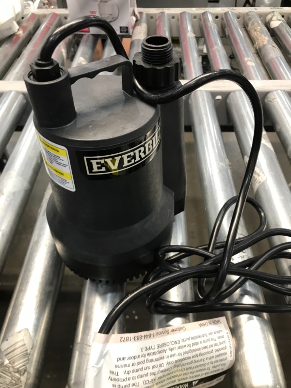 Photo 2 of 1/6 HP Plastic Submersible Utility Pump