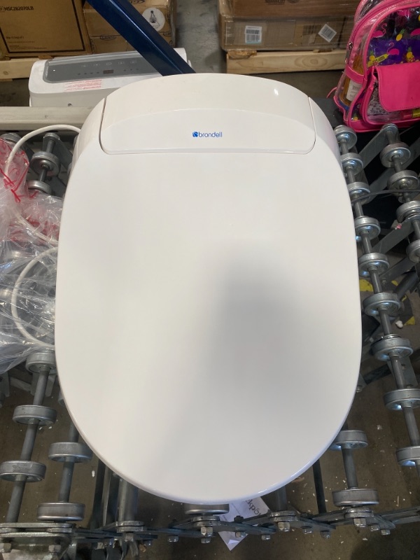 Photo 2 of Brondell S300 Swash 300 Advanced Bidet Toilet Seat - White, Elongated
PREVIOUSLY OPENED, DIRTY, PLEASE SEE PHOTOS 