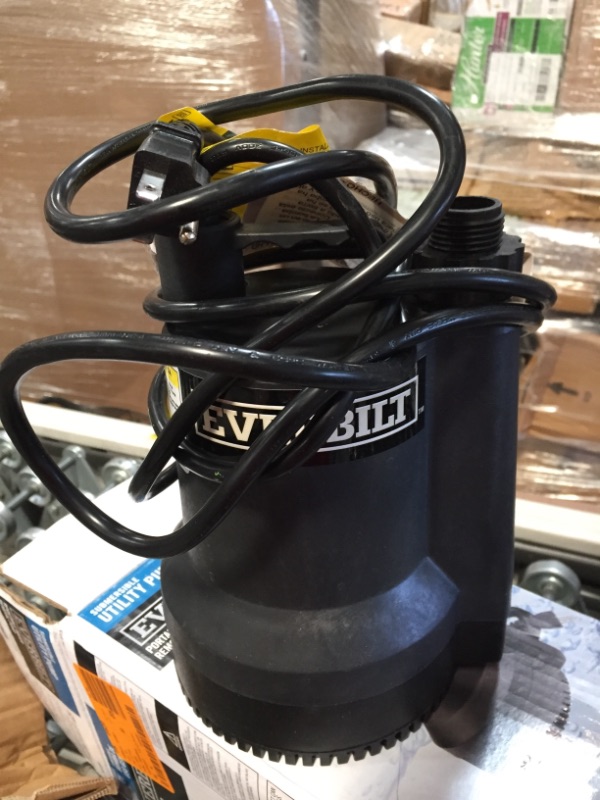 Photo 2 of 1/6 HP Plastic Submersible Utility Pump