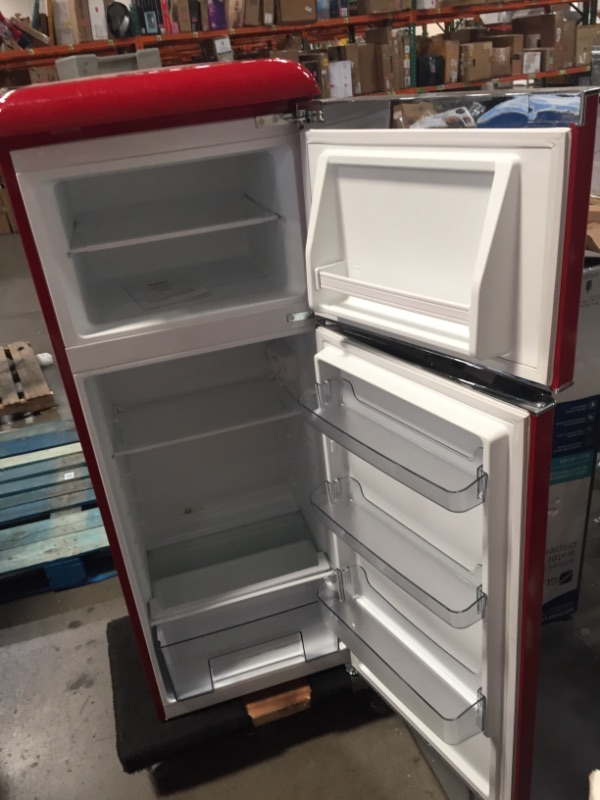 Photo 2 of Galanz
7.6 cu.ft. Retro Mini Refrigerator with Dual Door and True Freezer in Red