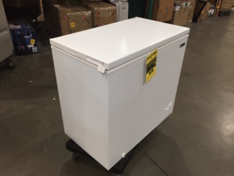 Photo 3 of Magic Chef
7.0 cu. ft. Chest Freezer in White