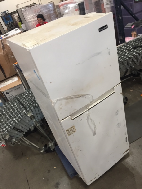 Photo 1 of Magic Chef
10.1 cu. ft. Top Freezer Refrigerator in White