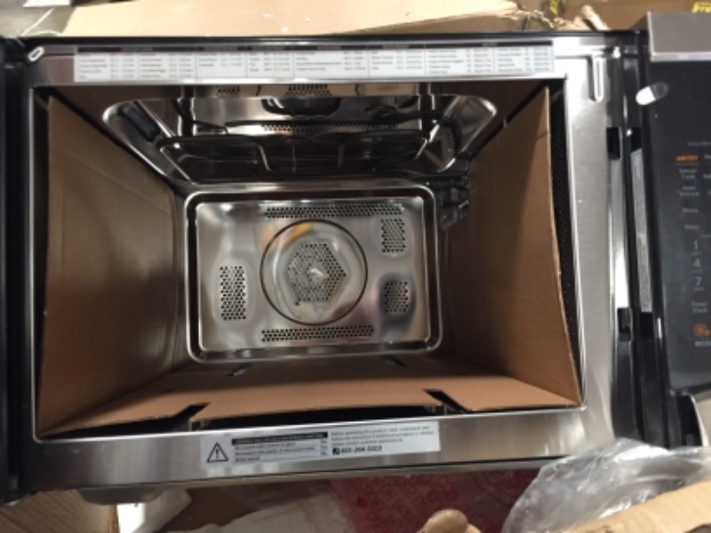Photo 4 of (parts only) Toshiba ML-EC42P(SS) Multifunctional Microwave Oven with Healthy Air Fry, Convection Cooking, Smart Sensor, Easy-to-Clean Interior and ECO Mode, 1.5 Cu.ft, Black Stainless Steel 
