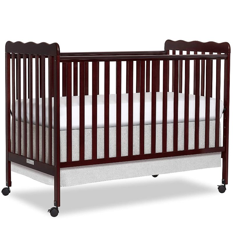 Photo 1 of Dream On Me Carson Classic 3-in-1 Convertible Crib in Espresso
