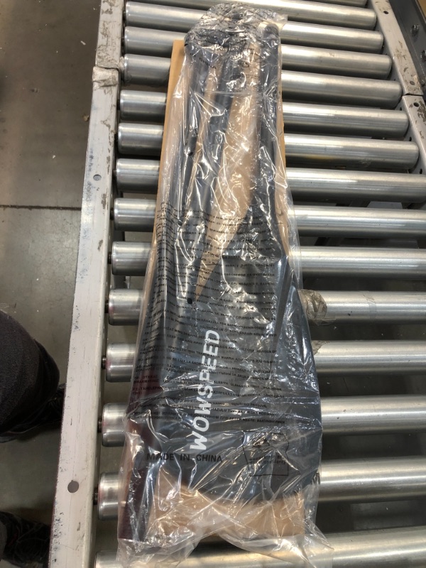 Photo 4 of wowspeed Inflatable Stand Up Paddle Board, 10.5'×33''×6'' Paddle Board Surfboard, Paddleboard Inflatable Kayak, 320kg Capacity Inflatable SUP Paddleboards Kit with Paddle/Pump/Bag for Youth
